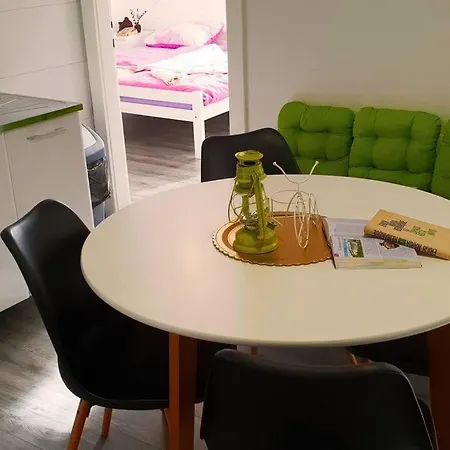 Crogrey Quad *