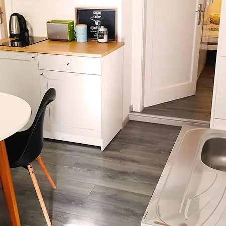 Crogrey Quad Apartment *